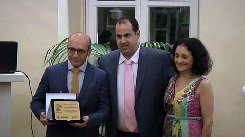 Ασπίδα κατά του καρκίνου του προστάτη η πρόληψη και η ρομποτική χειρουργική